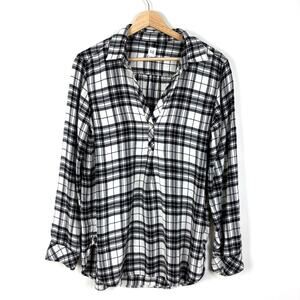 GAP Soft Flannel Button Shirt Tunic Black White Silver Metallic plaid Small